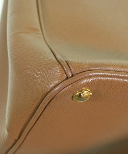 PRADA กระเป๋าถือ