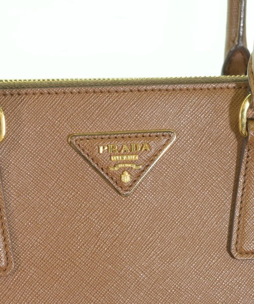 PRADA กระเป๋าถือ