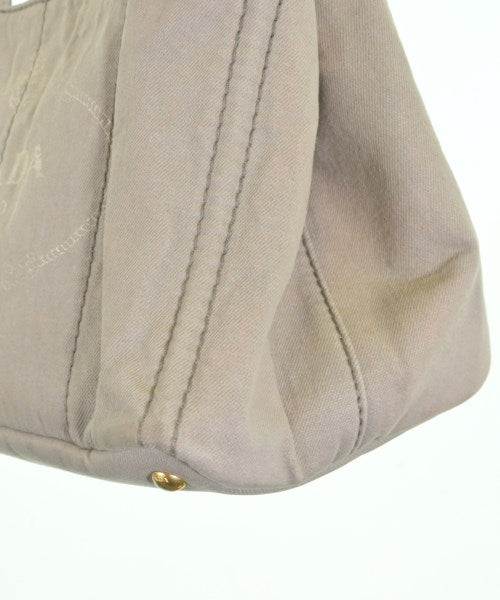 PRADA กระเป๋าถือขนาดใหญ่