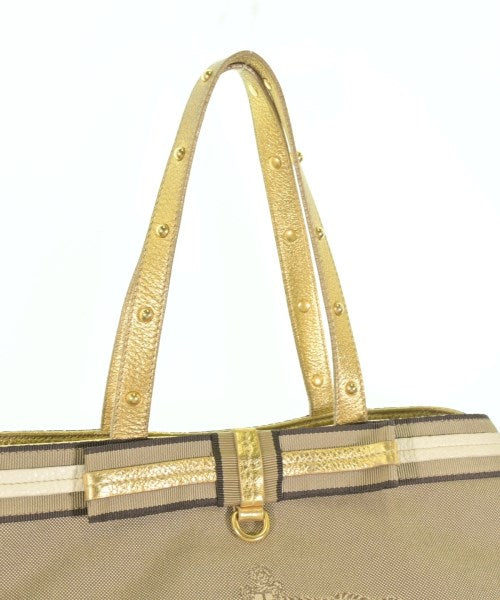 PRADA กระเป๋าถือขนาดใหญ่