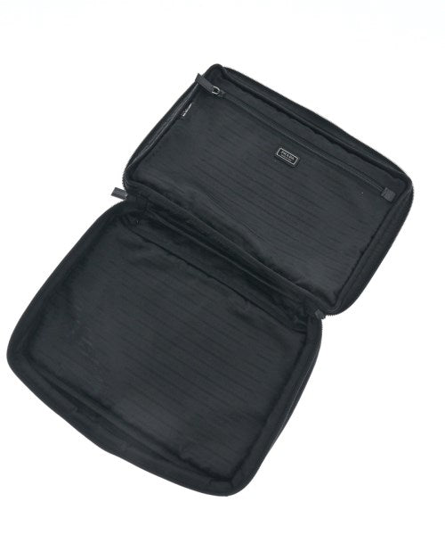 PRADA กระเป๋า