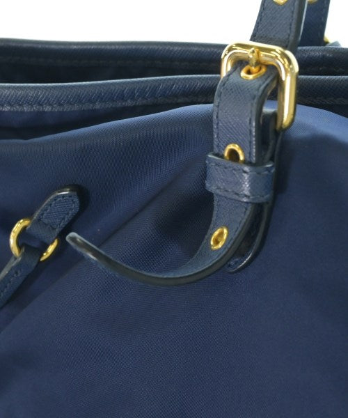 PRADA กระเป๋าถือขนาดใหญ่