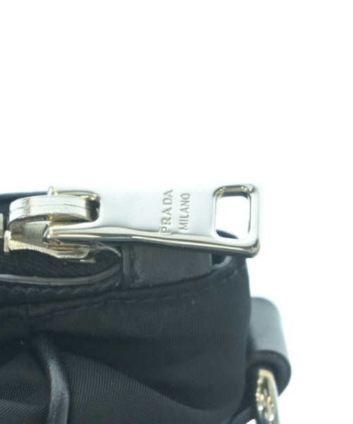 PRADA กระเป๋าถือ