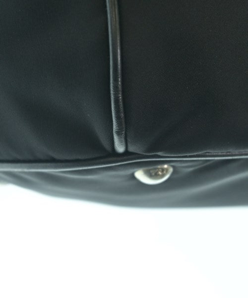 PRADA กระเป๋าถือ