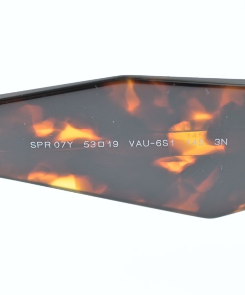 PRADA แว่นกันแดด