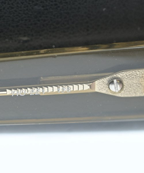 PRADA แว่นกันแดด