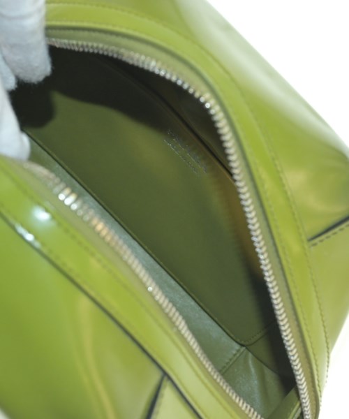 PRADA กระเป๋าถือ