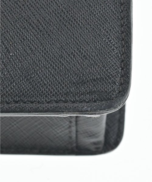 PRADA กระเป๋าธุรกิจ