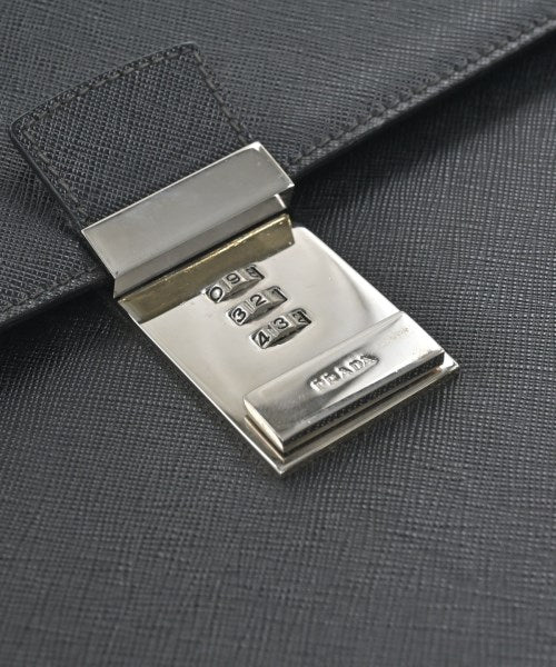 PRADA กระเป๋าธุรกิจ