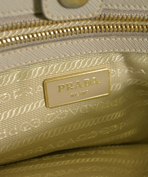 PRADA กระเป๋าถือ