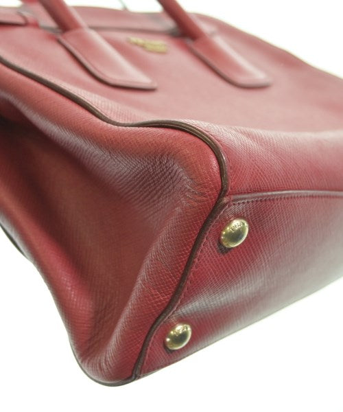 PRADA กระเป๋าถือ