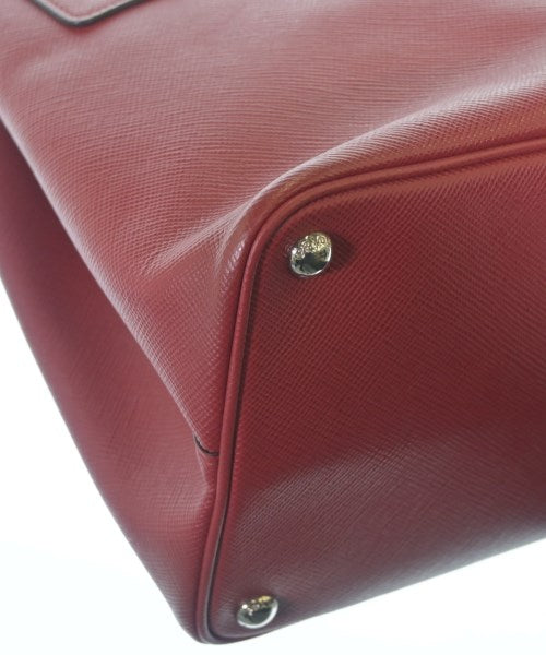 PRADA กระเป๋าถือ