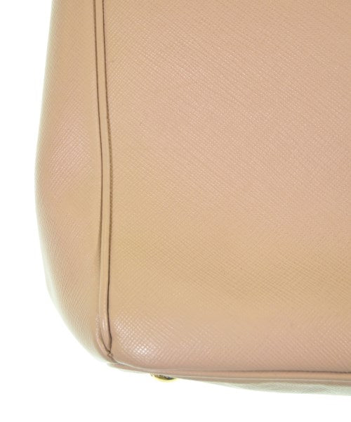 PRADA กระเป๋าถือ