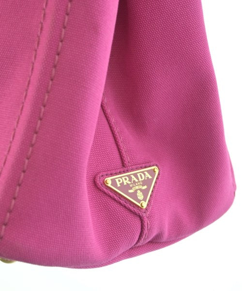 PRADA กระเป๋าถือขนาดใหญ่