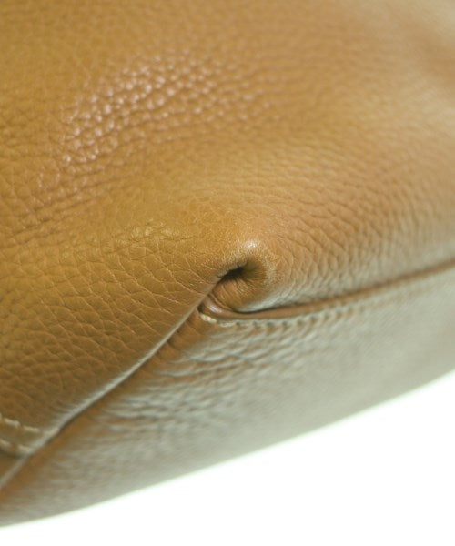 PRADA กระเป๋าถือ