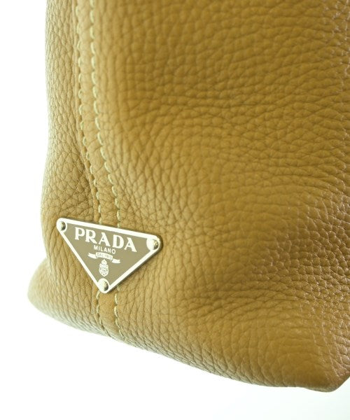 PRADA กระเป๋าถือ