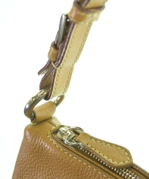 PRADA กระเป๋าถือ