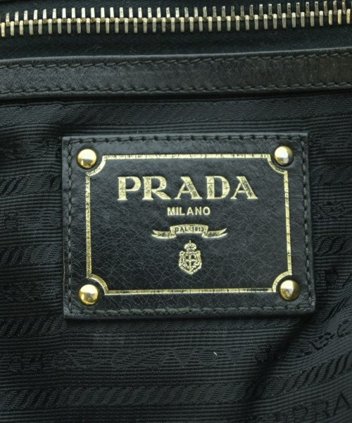 PRADA กระเป๋าถือ