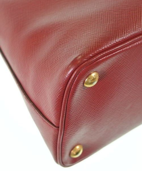 PRADA กระเป๋าถือ