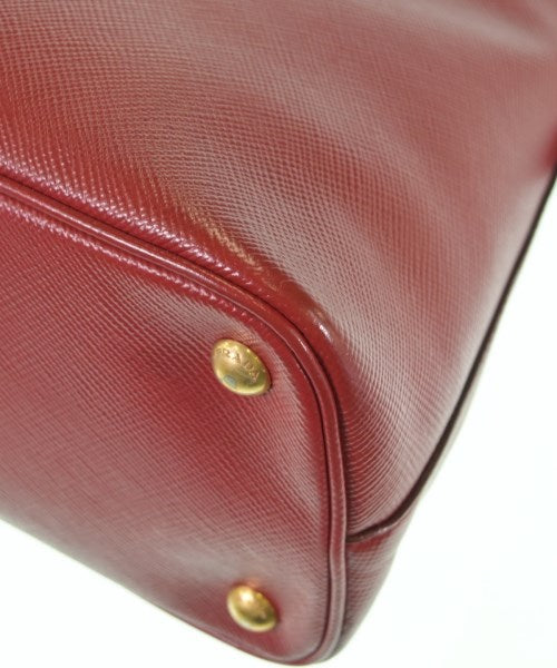 PRADA กระเป๋าถือ