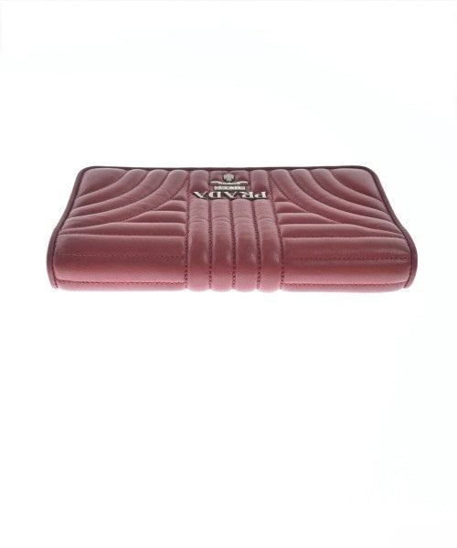PRADA กระเป๋าสตางค์/กระเป๋าใส่เหรียญ