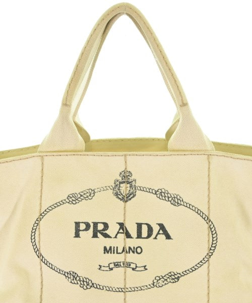 PRADA กระเป๋าถือขนาดใหญ่
