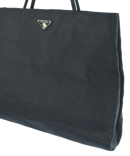 PRADA กระเป๋าถือ