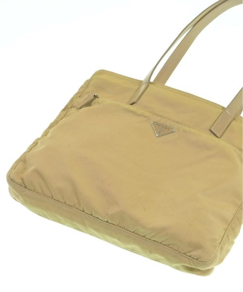 PRADA กระเป๋าถือขนาดใหญ่