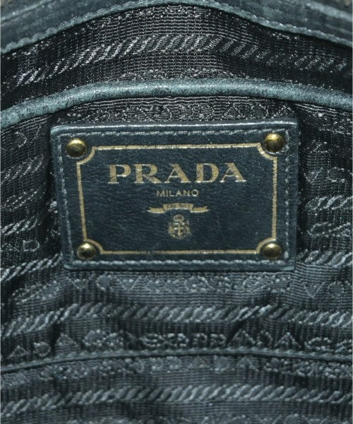 PRADA กระเป๋าถือ