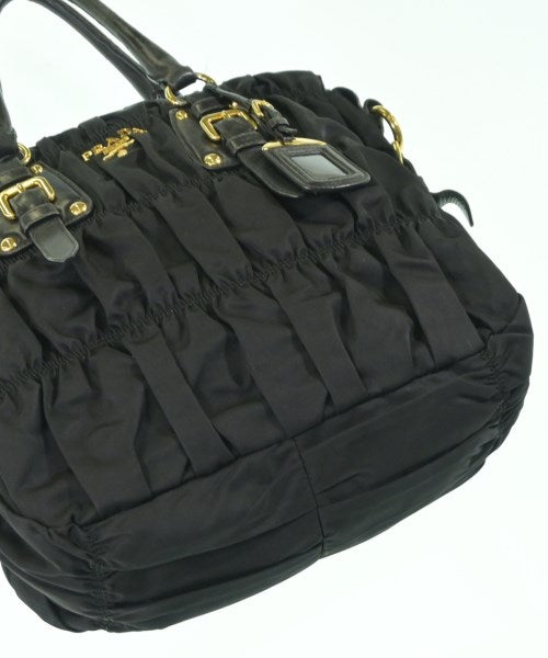 PRADA กระเป๋าถือ