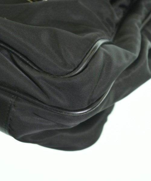 PRADA กระเป๋าธุรกิจ