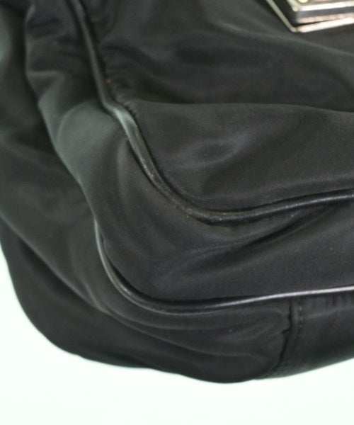 PRADA กระเป๋าธุรกิจ