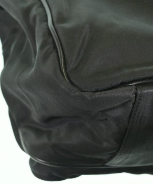 PRADA กระเป๋าธุรกิจ