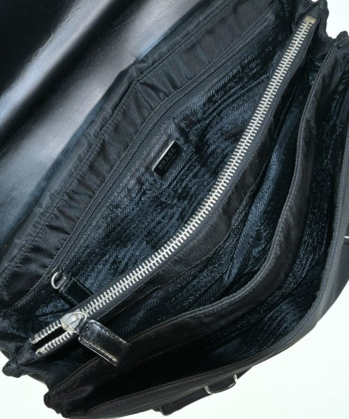 PRADA กระเป๋าธุรกิจ