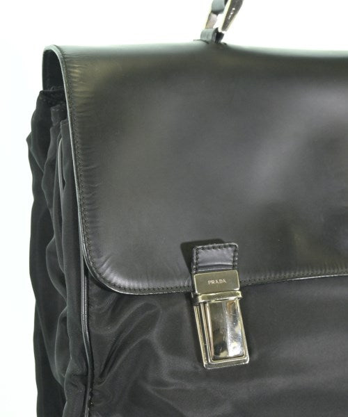 PRADA กระเป๋าธุรกิจ