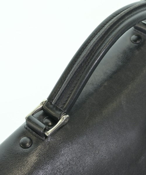 PRADA กระเป๋าธุรกิจ