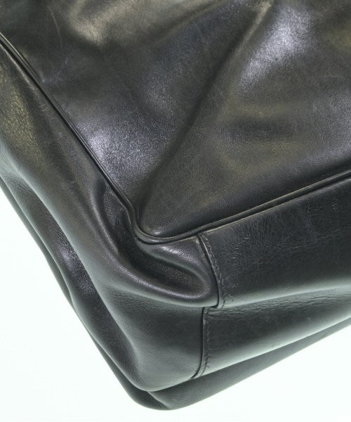 PRADA กระเป๋าธุรกิจ