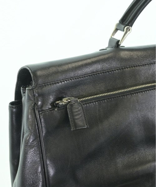 PRADA กระเป๋าธุรกิจ