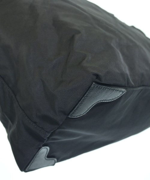 PRADA กระเป๋าถือขนาดใหญ่