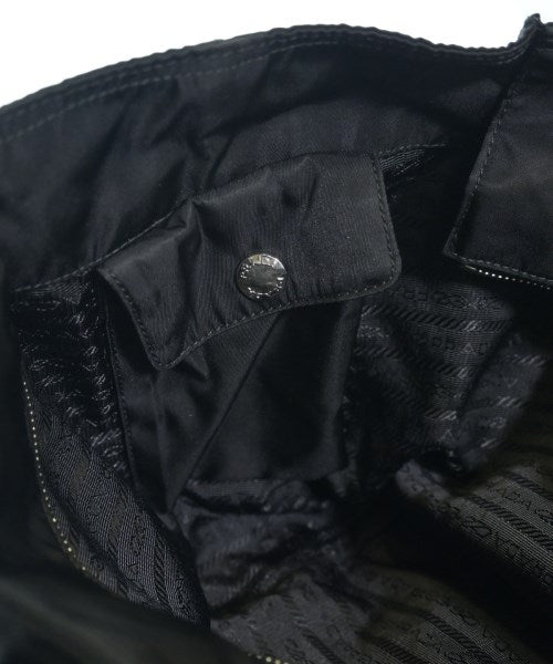 PRADA กระเป๋าถือขนาดใหญ่