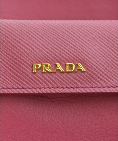PRADA กระเป๋าถือขนาดใหญ่