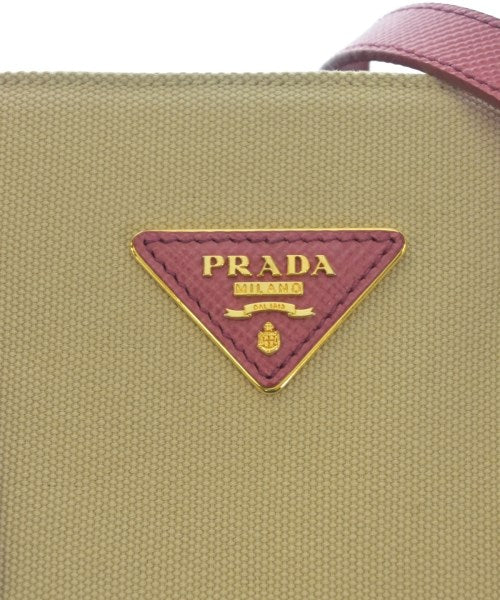 PRADA กระเป๋าถือขนาดใหญ่