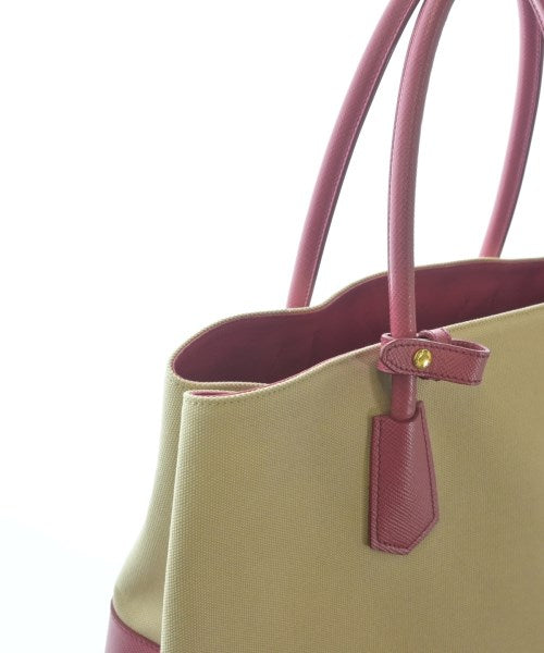 PRADA กระเป๋าถือขนาดใหญ่
