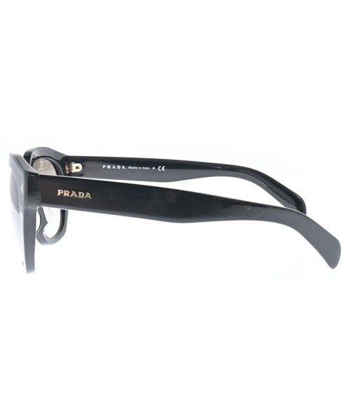 PRADA แว่นกันแดด