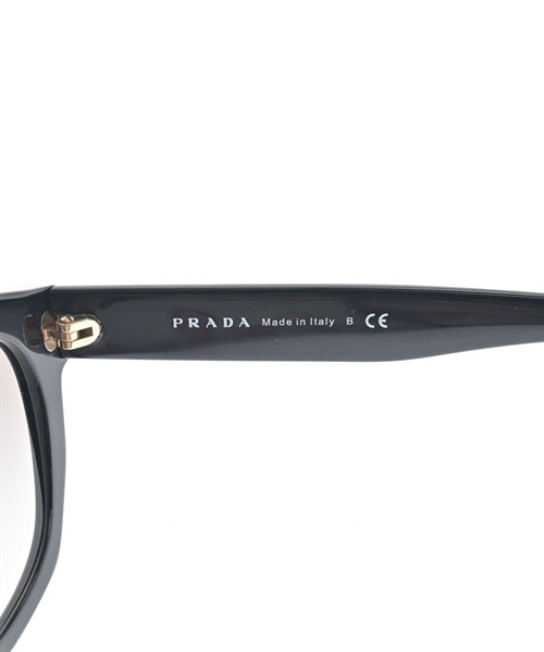 PRADA แว่นกันแดด