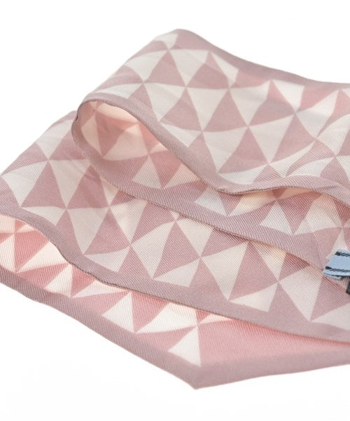 PRADA ผ้าพันคอ