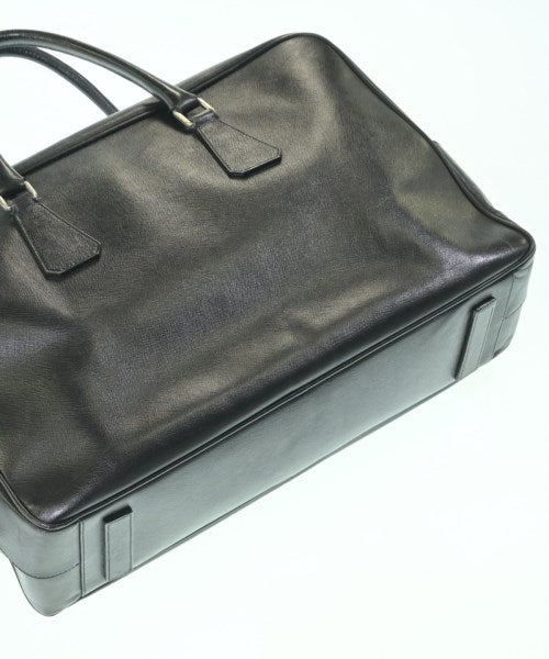 PRADA กระเป๋าธุรกิจ