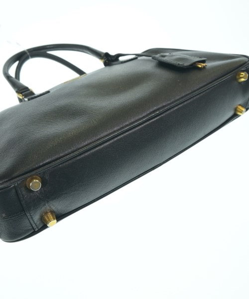 PRADA กระเป๋าถือ