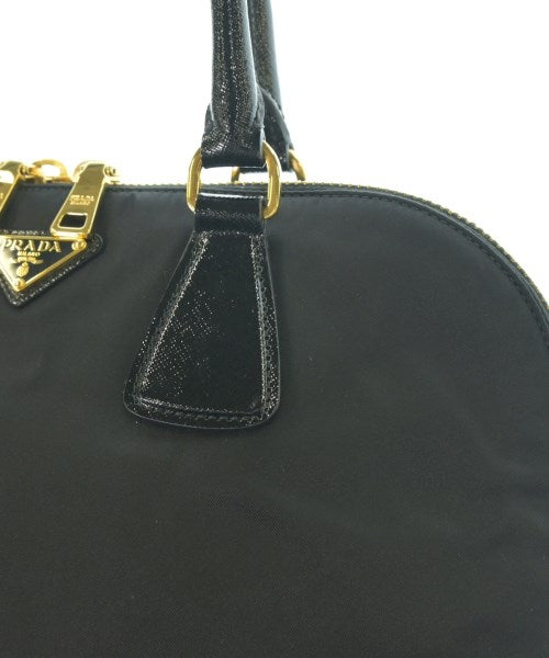 PRADA กระเป๋าถือ