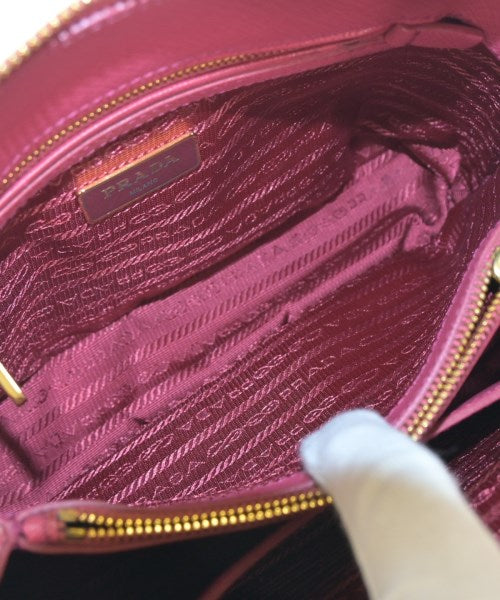 PRADA กระเป๋าถือ